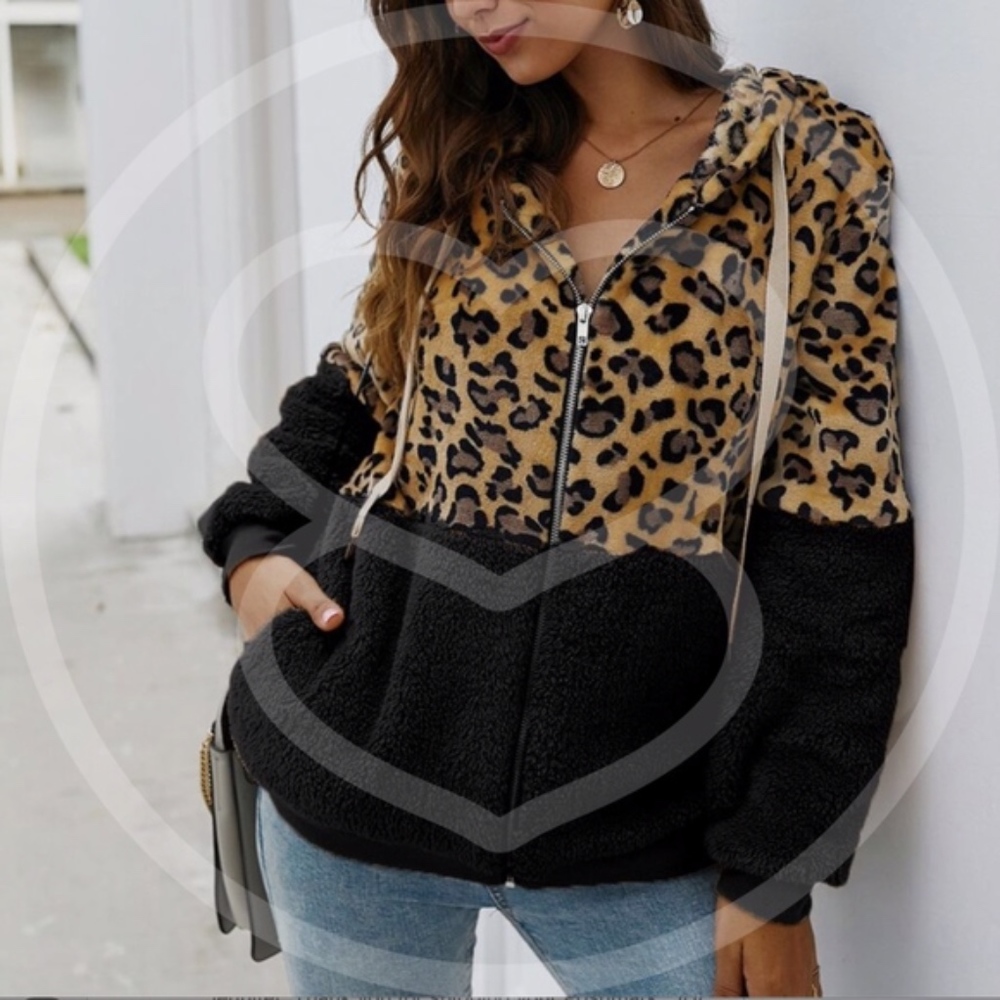 PAULA leopard Print Sherpa Hoodie - Picture 3 of 3